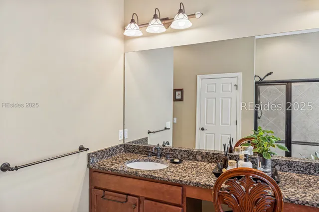 $999,000 | 6 Attleboro Place, Bluffton, SC 29910