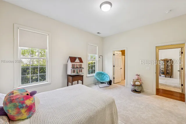 $999,000 | 6 Attleboro Place, Bluffton, SC 29910