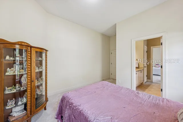 $999,000 | 6 Attleboro Place, Bluffton, SC 29910