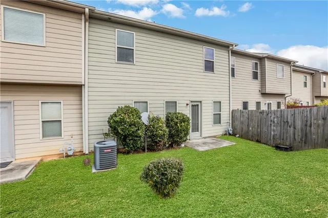 $2,200 | 2526 Morgan Chase Drive, Buford, GA 30519