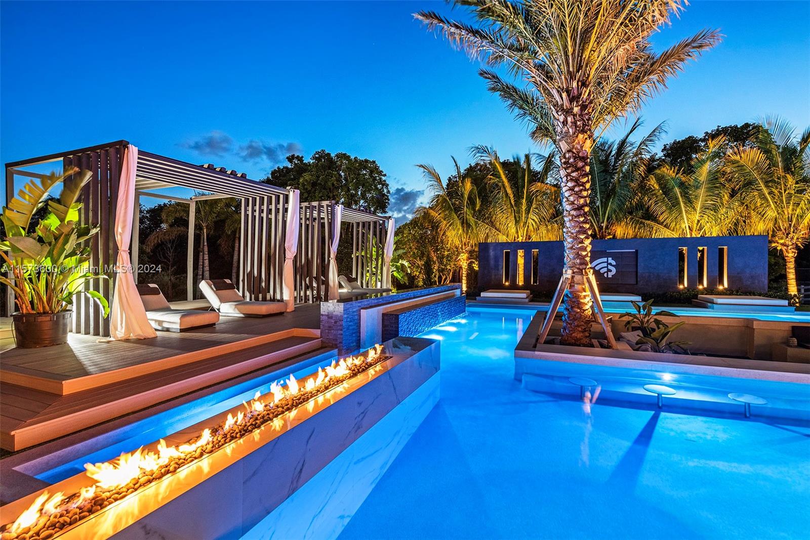 17900 Southwest 70th Pl