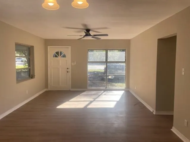 $225,000 | 1402 West Tharpe Street, Tallahassee, FL 32303