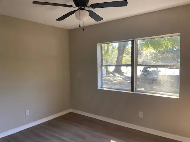 $225,000 | 1402 West Tharpe Street, Tallahassee, FL 32303