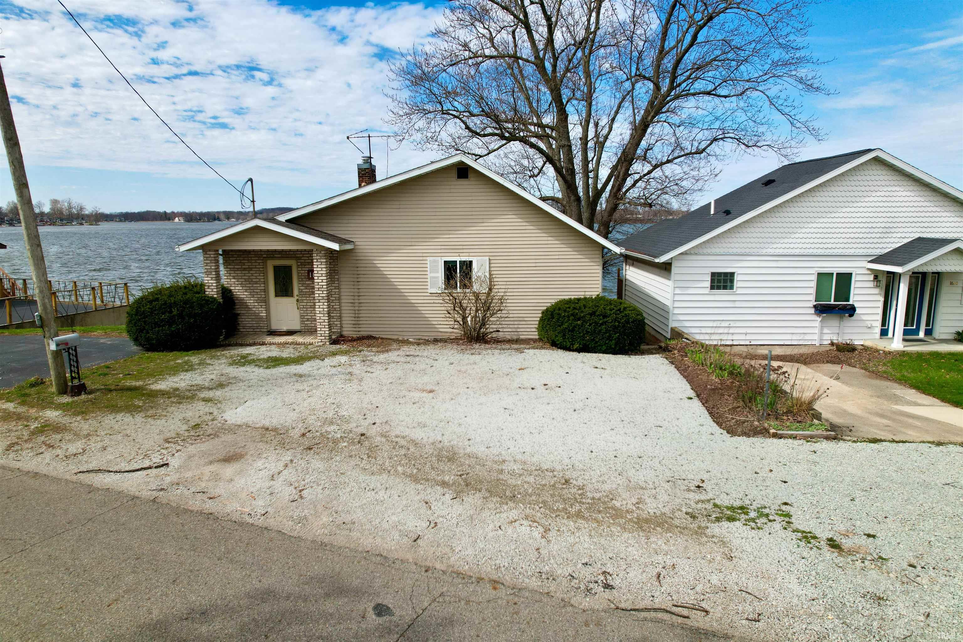 1622 Bessmore Park Road Rochester, IN 46975 - Photo 2 of 32