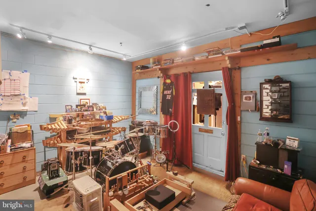 a living room with lots of furniture