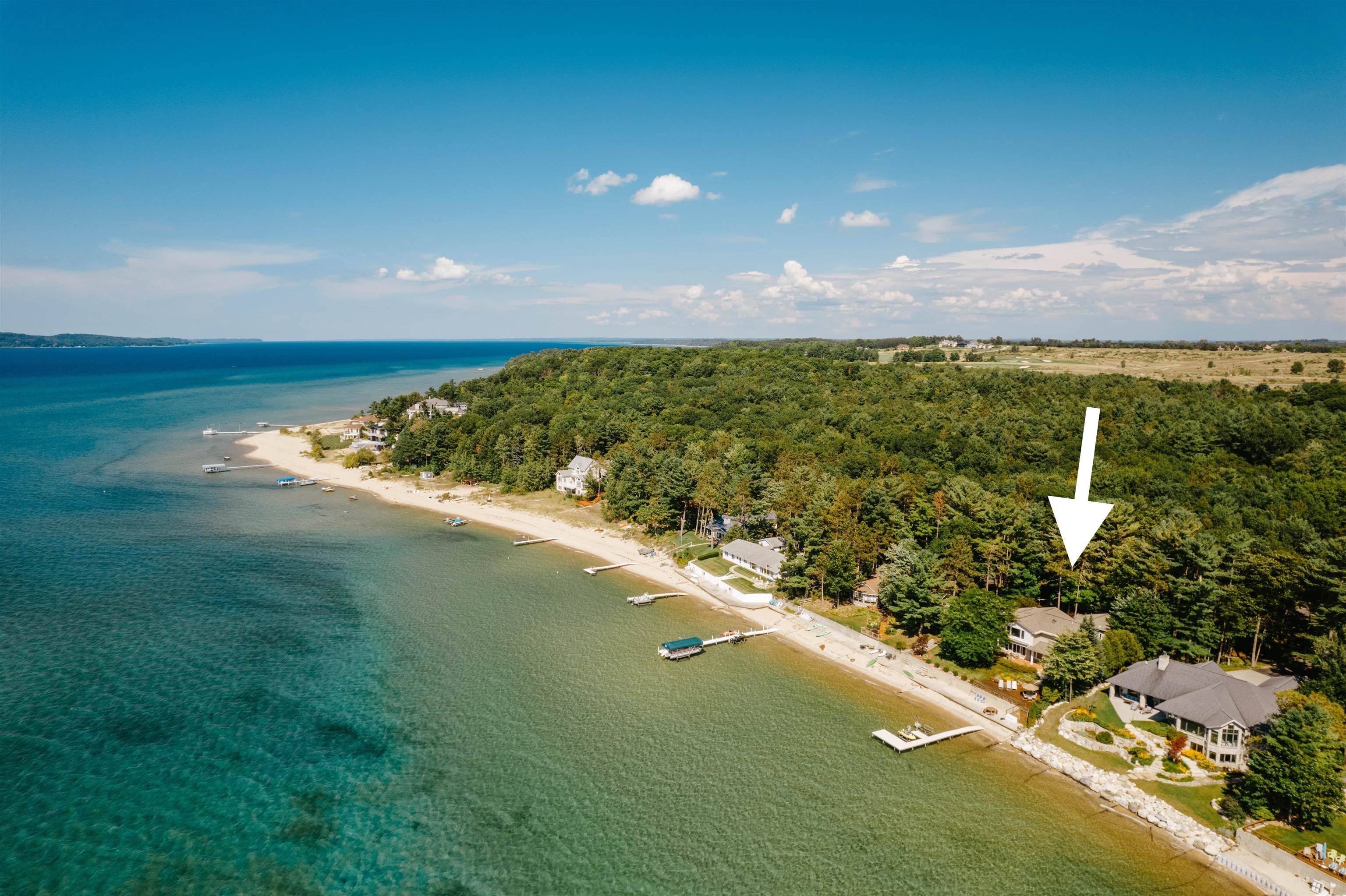 7221 Deepwater Point Road Williamsburg, MI 49690 - Photo 6 of 69 1903993-5.JPG