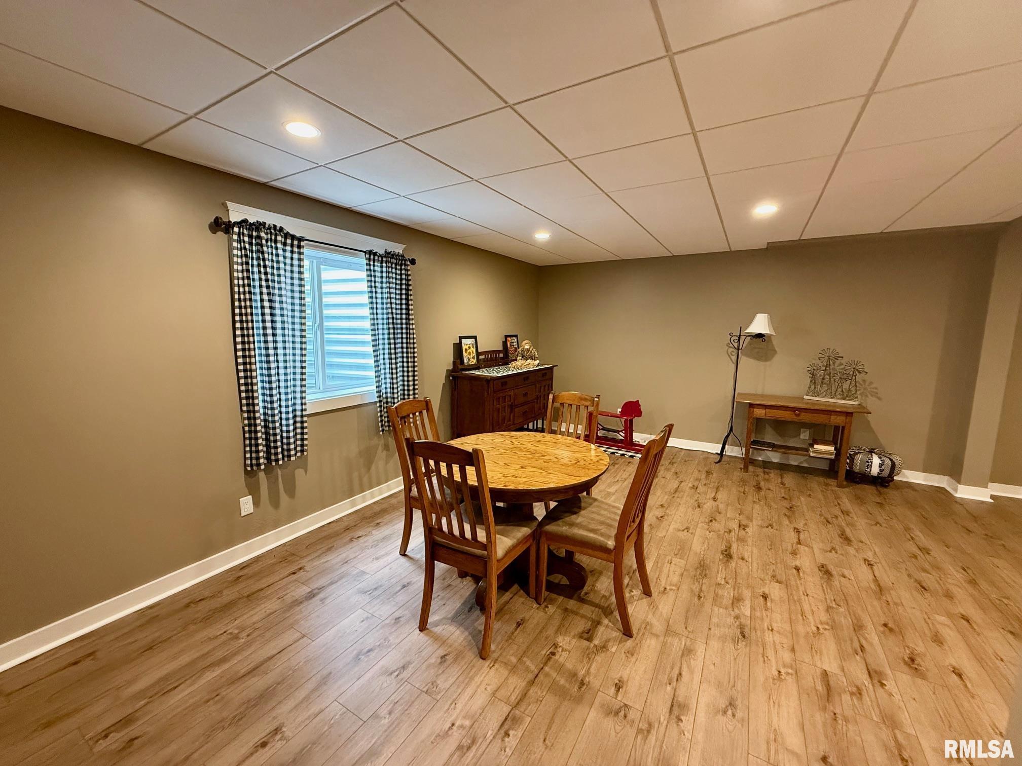 9995 Salisbury Road Pleasant Plains, IL 62677 - Photo 37 of 57 Gallery Image 37