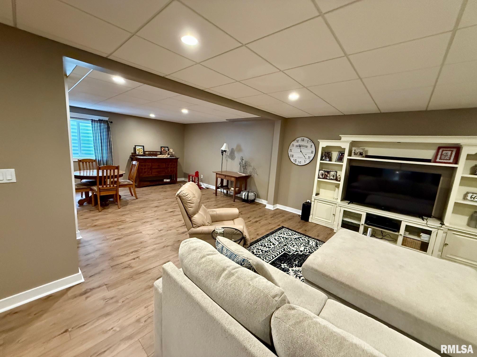 9995 Salisbury Road Pleasant Plains, IL 62677 - Photo 41 of 57 Gallery Image 41