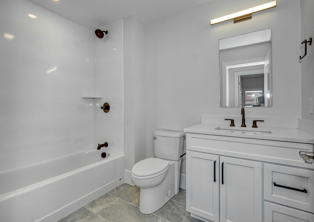 62 Foundry Street, Unit 315 Wakefield, MA 01880 - Photo 14 of 35