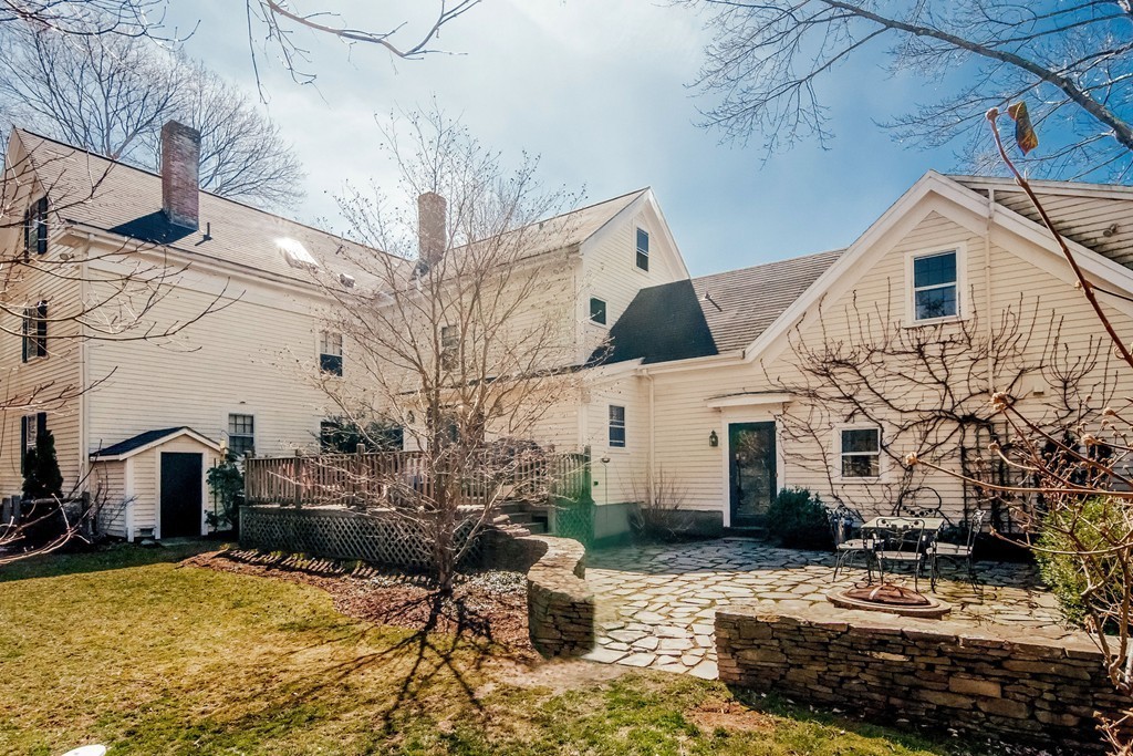 700 Bay Road Hamilton, MA 01982 - Photo 3 of 29 Gallery Image 3