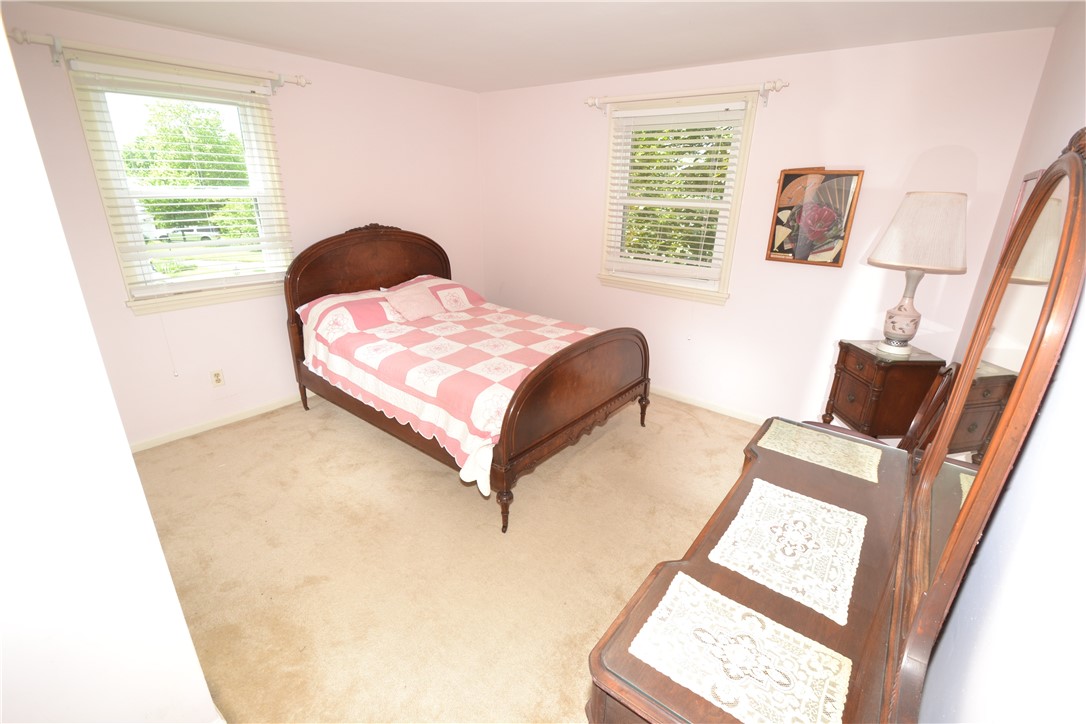 118 Nettlecreek Road Perinton, NY 14450 - Photo 36 of 41 Bedroom