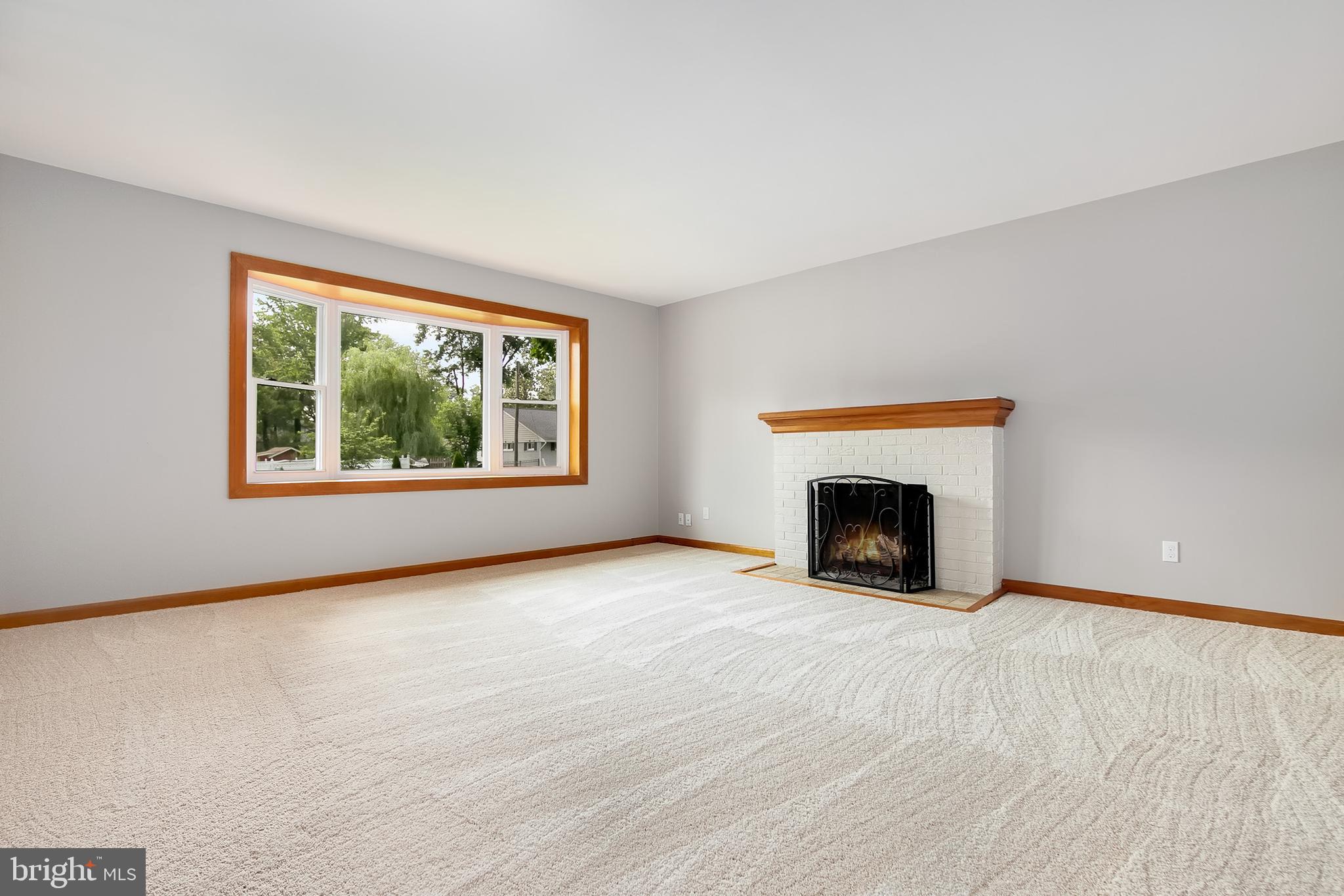 5201 Garner Street Springfield, VA 22151 - Photo 4 of 34