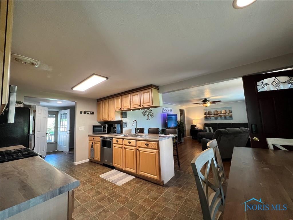 28355 Rohn Road Defiance, OH 43512 - Photo 13 of 24 Gallery Image 13
