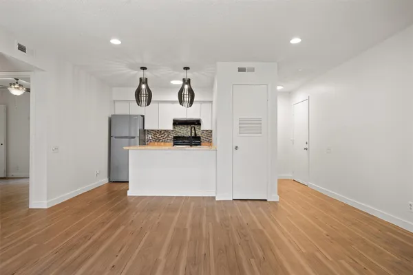 $2,150 | 620 South 1st Street, Unit 116, Austin, TX 78704