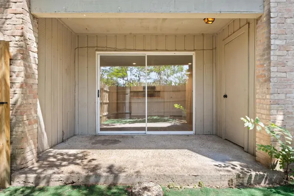 $2,150 | 620 South 1st Street, Unit 116, Austin, TX 78704