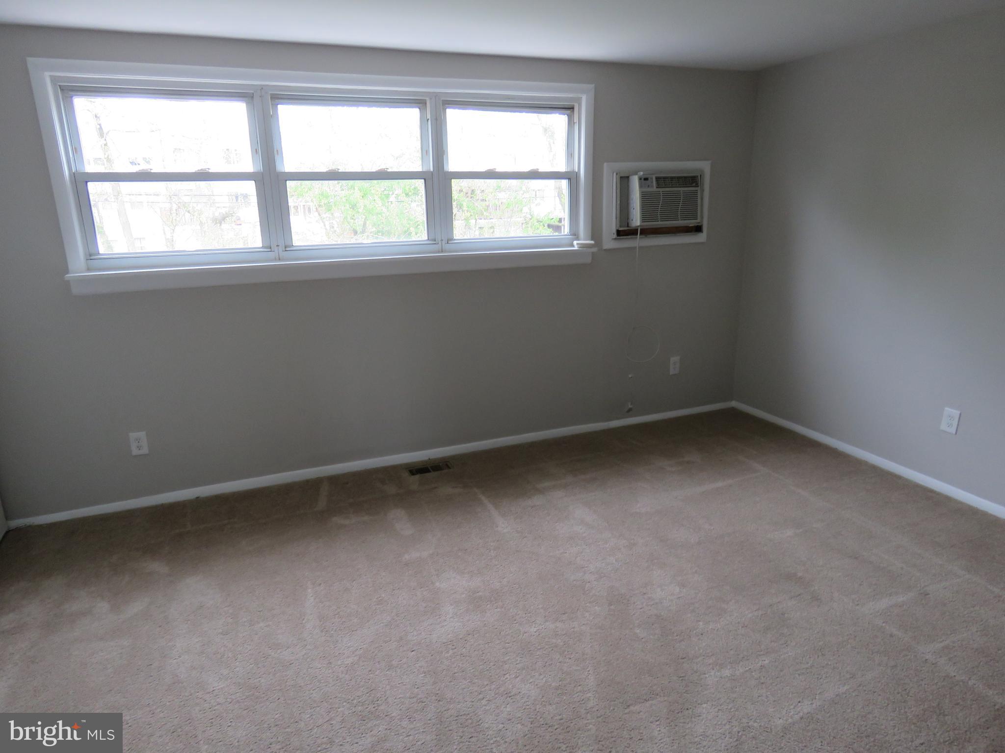 12232 Rambler Road Philadelphia, PA 19154 - Photo 17 of 21