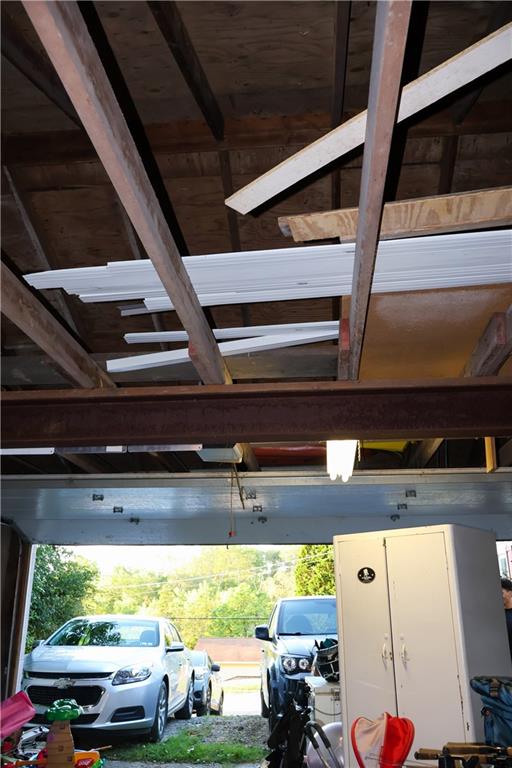 382 Donnellville Road Natrona Heights, PA 15065 - Photo 23 of 25 garage
