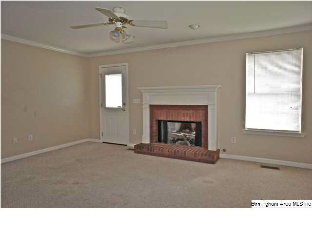 716 Jason Circle Center Point, AL 35215 - Photo 2 of 32