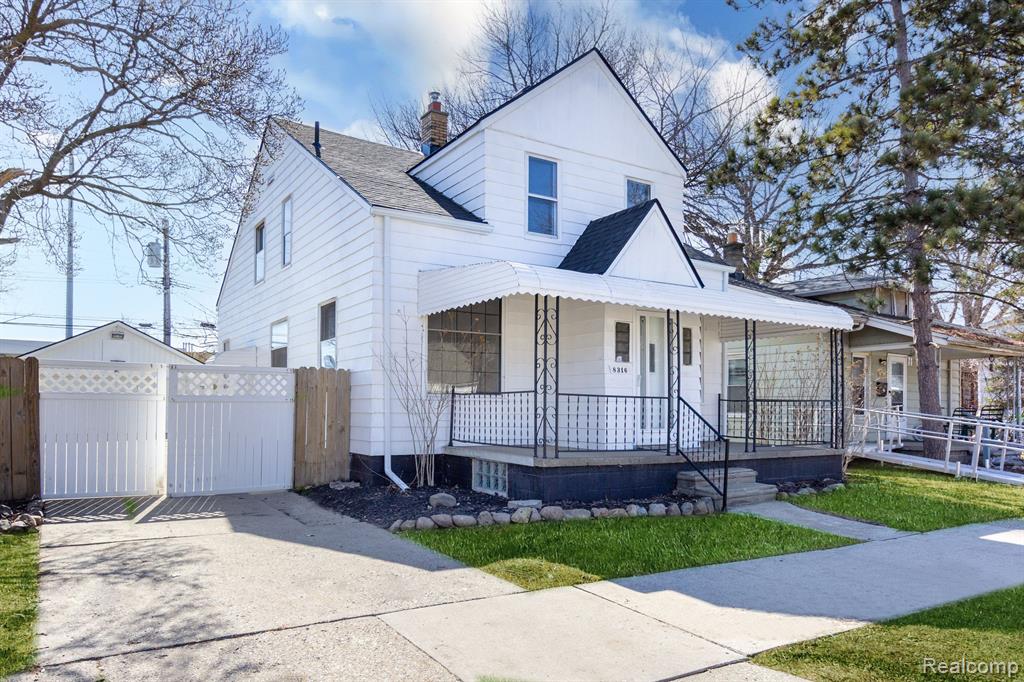 8316 Rivard Avenue Warren, MI 48089 - Photo 2 of 28 Gallery Image 2