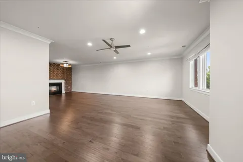 $5,500 | 1412 Main Line Boulevard, Unit 102, Alexandria, VA 22301