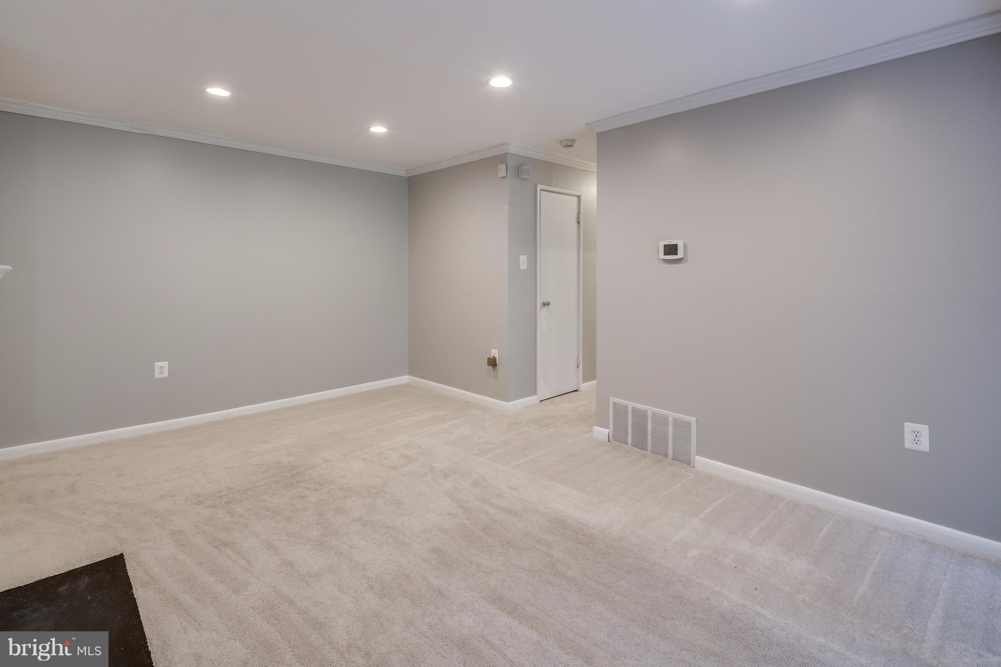 10547 Twin Rivers Road, Unit B1 Columbia, MD 21044 - Photo 14 of 30 Recessed Lighting