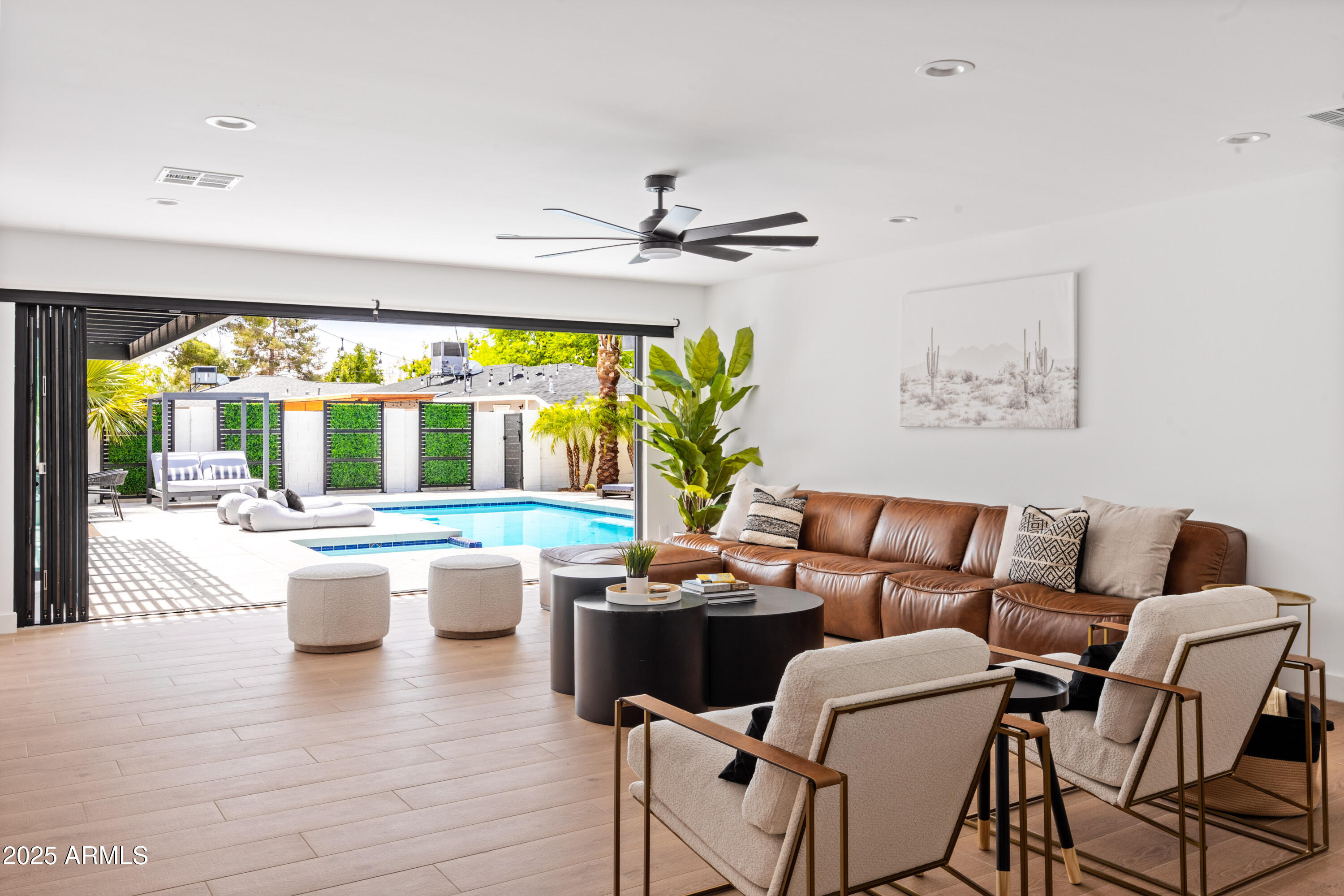 1609 West State Avenue Phoenix, AZ 85021 - Photo 2 of 55 9