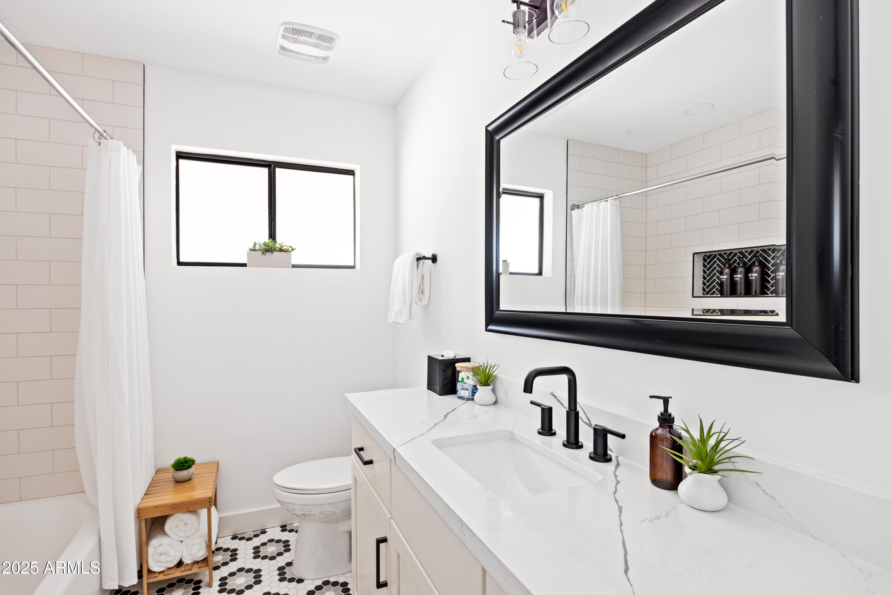 1609 West State Avenue Phoenix, AZ 85021 - Photo 30 of 55 29