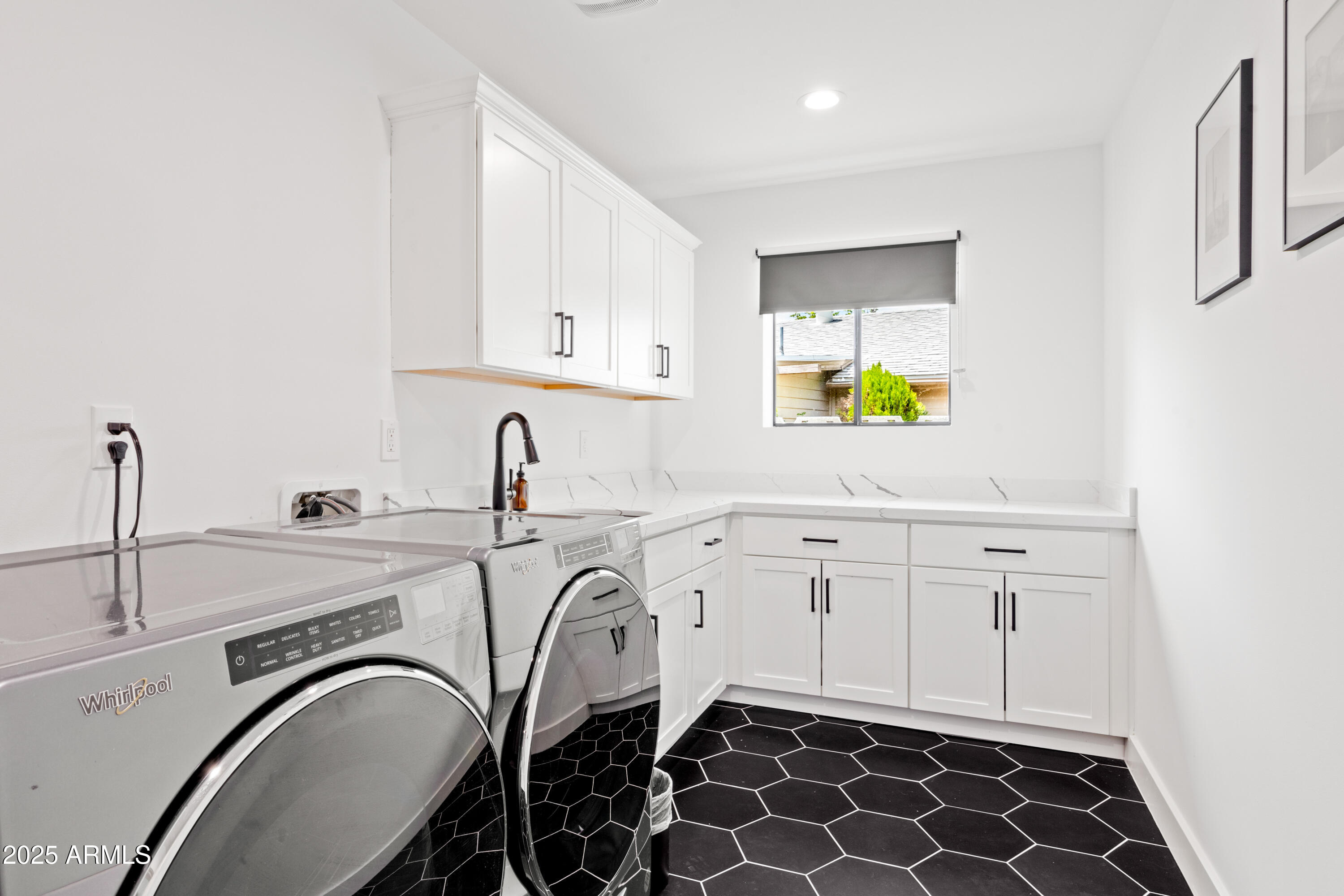 1609 West State Avenue Phoenix, AZ 85021 - Photo 33 of 55 32