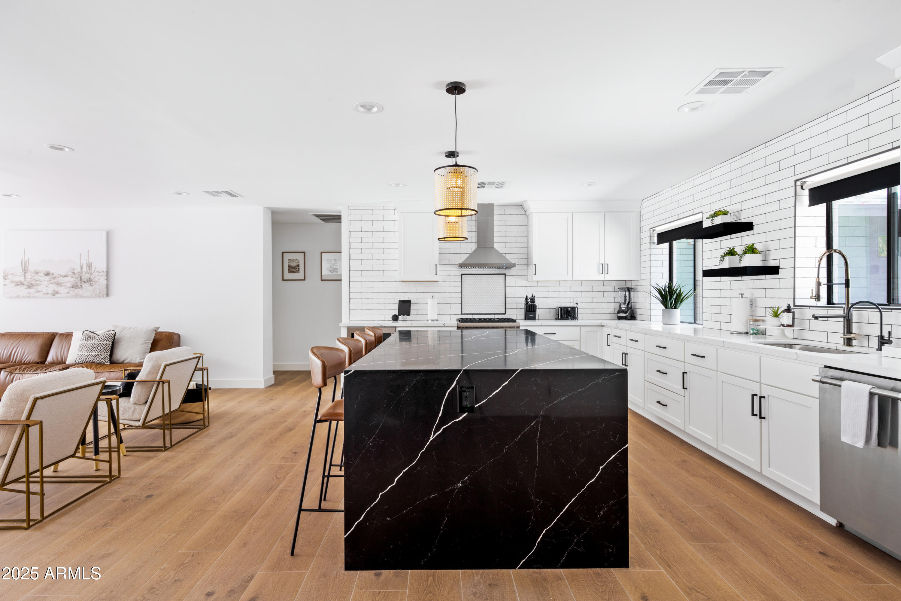 1609 West State Avenue Phoenix, AZ 85021 - Photo 4 of 55 3