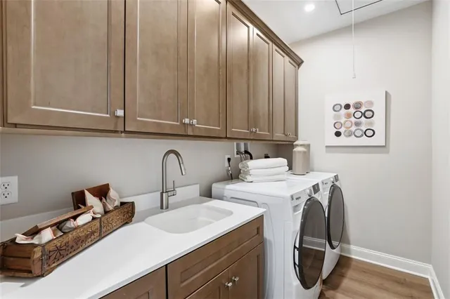 $949,900 | 5002 Parkside Drive, Oakdale, PA 15071