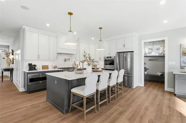 $949,900 | 5002 Parkside Drive, Oakdale, PA 15071