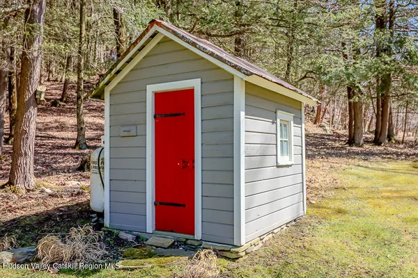 $898,000 | 996 Dugway Road, Spencertown, NY 12165