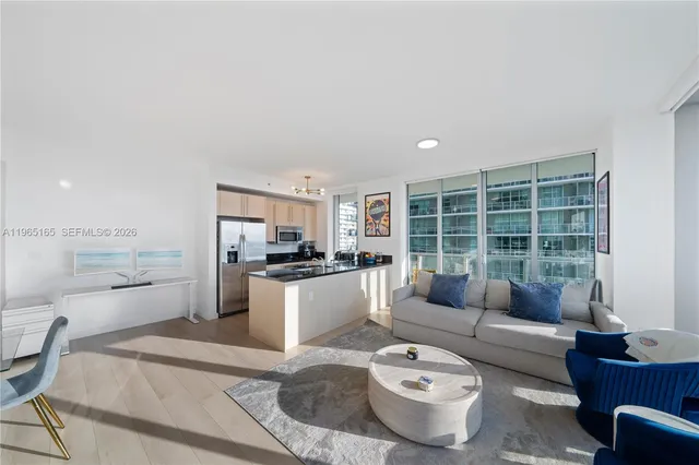 $650,000 | 1111 Southwest 1st Avenue, Unit 2114N, Miami, FL 33130