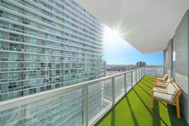 $650,000 | 1111 Southwest 1st Avenue, Unit 2114N, Miami, FL 33130