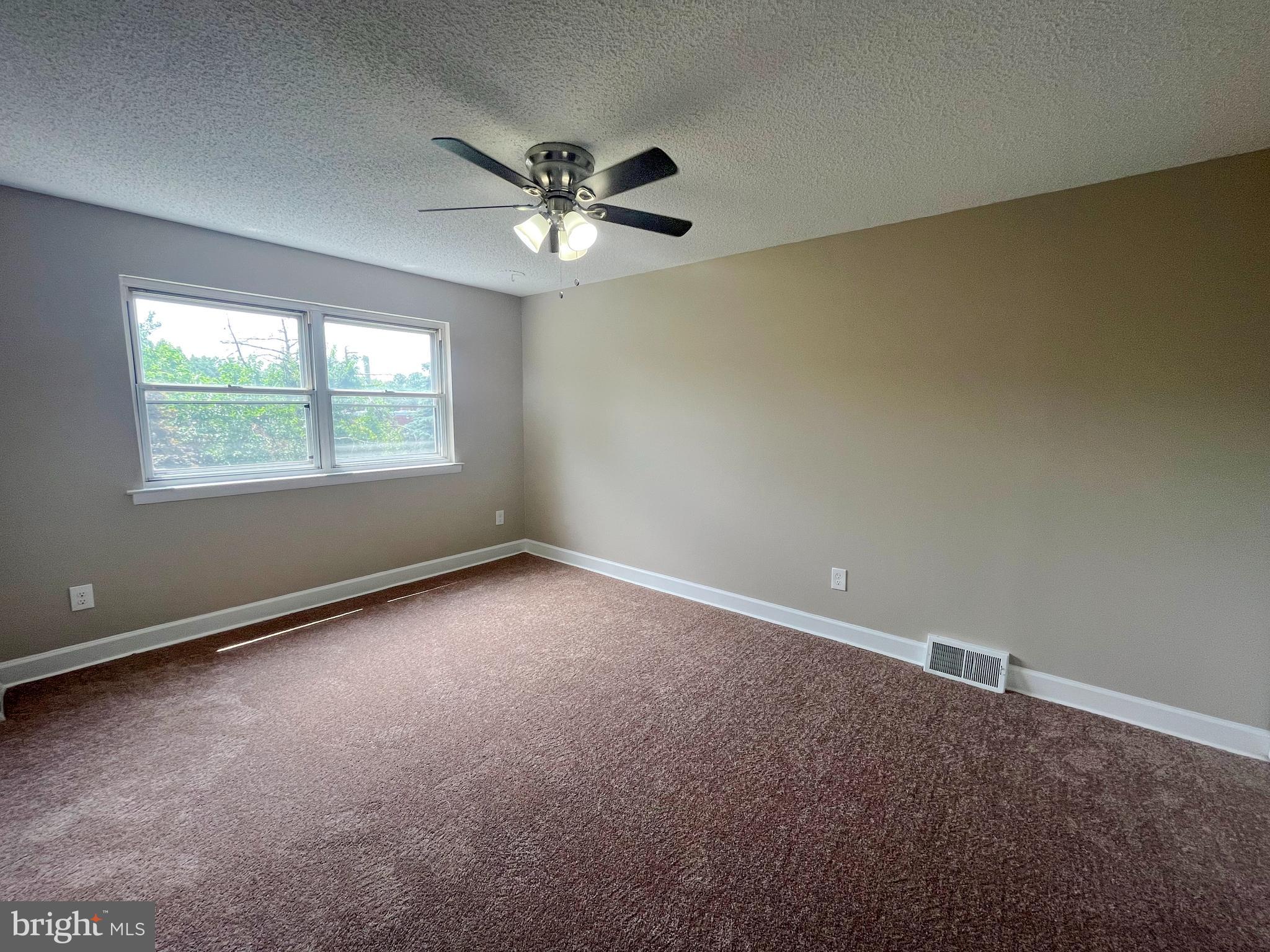 3346 Gurley Road Philadelphia, PA 19154 - Photo 24 of 27