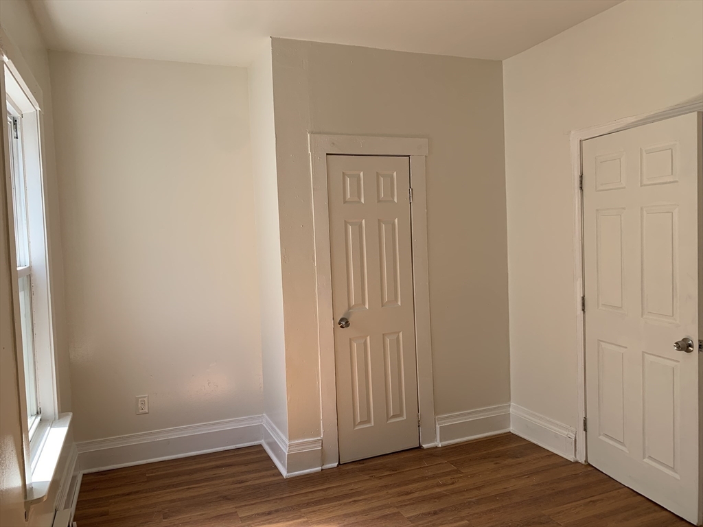 128 Austin Street Worcester, MA 01609 - Photo 17 of 30