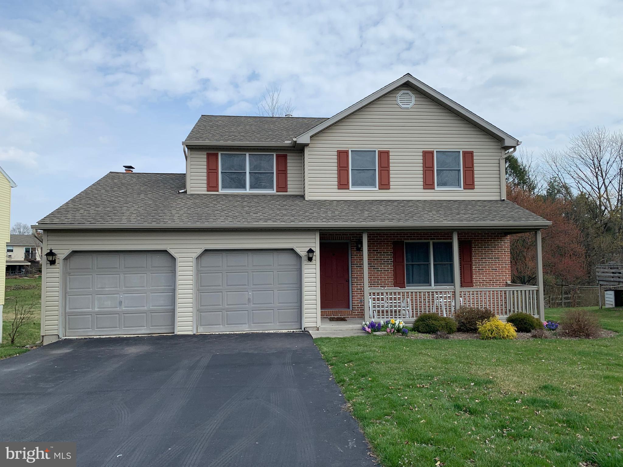 226 Sunrise Road Reading, PA 19606 - Photo 1 of 16 Gallery Image 1