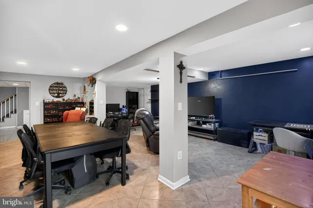 $639,000 | 216 Careybrook Lane, Oxon Hill, MD 20745