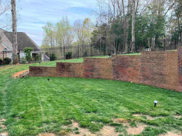 $724,900 | 106 Legends Way, Simpsonville, SC 29681
