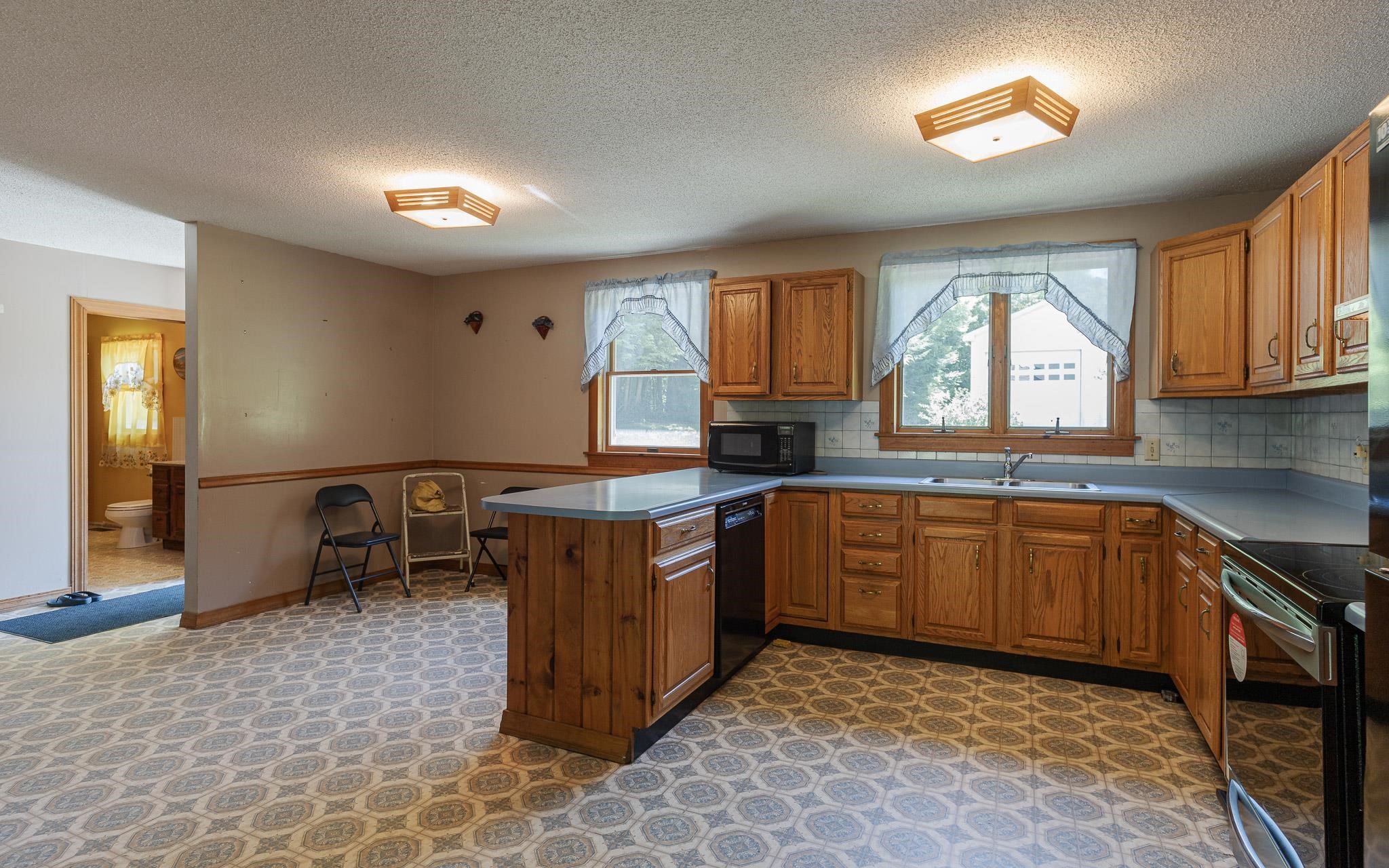 337 Old Keene Road Walpole, NH 03608 - Photo 7 of 49 Gallery Image 7