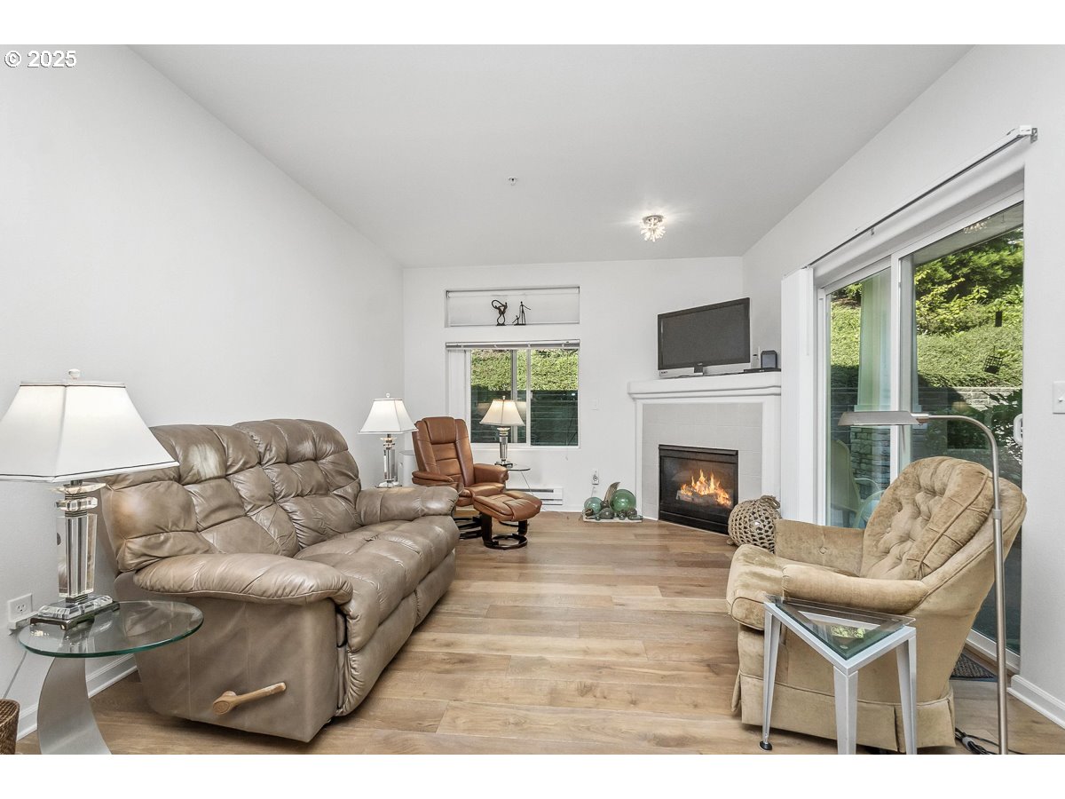 14840 Southwest Sandhill Loop, Unit 102 Beaverton, OR 97007 - Photo 13 of 30 Gallery Image 13