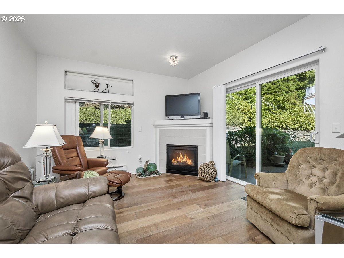 14840 Southwest Sandhill Loop, Unit 102 Beaverton, OR 97007 - Photo 14 of 30 Gallery Image 14