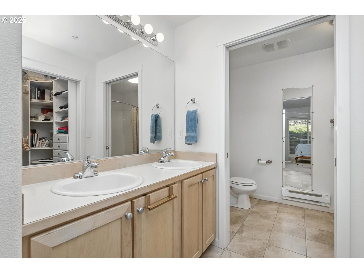 14840 Southwest Sandhill Loop, Unit 102 Beaverton, OR 97007 - Photo 18 of 30 Gallery Image 18