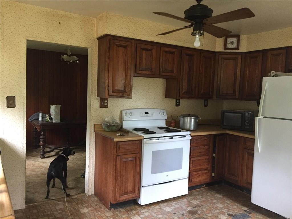 439 Fort Cherry Road Hickory, PA 15340 - Photo 6 of 12