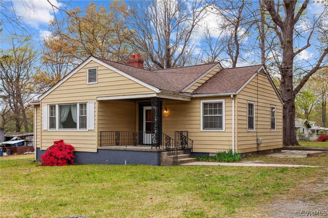 2916 Sherbourne Road North Chesterfield, VA 23237 - Photo 2 of 43 a view of a house with a backyard