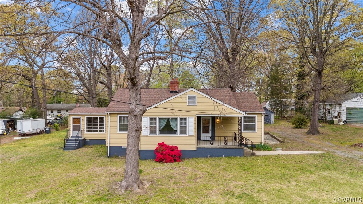 2916 Sherbourne Road North Chesterfield, VA 23237 - Photo 39 of 43 a front view of a house with swimming pool