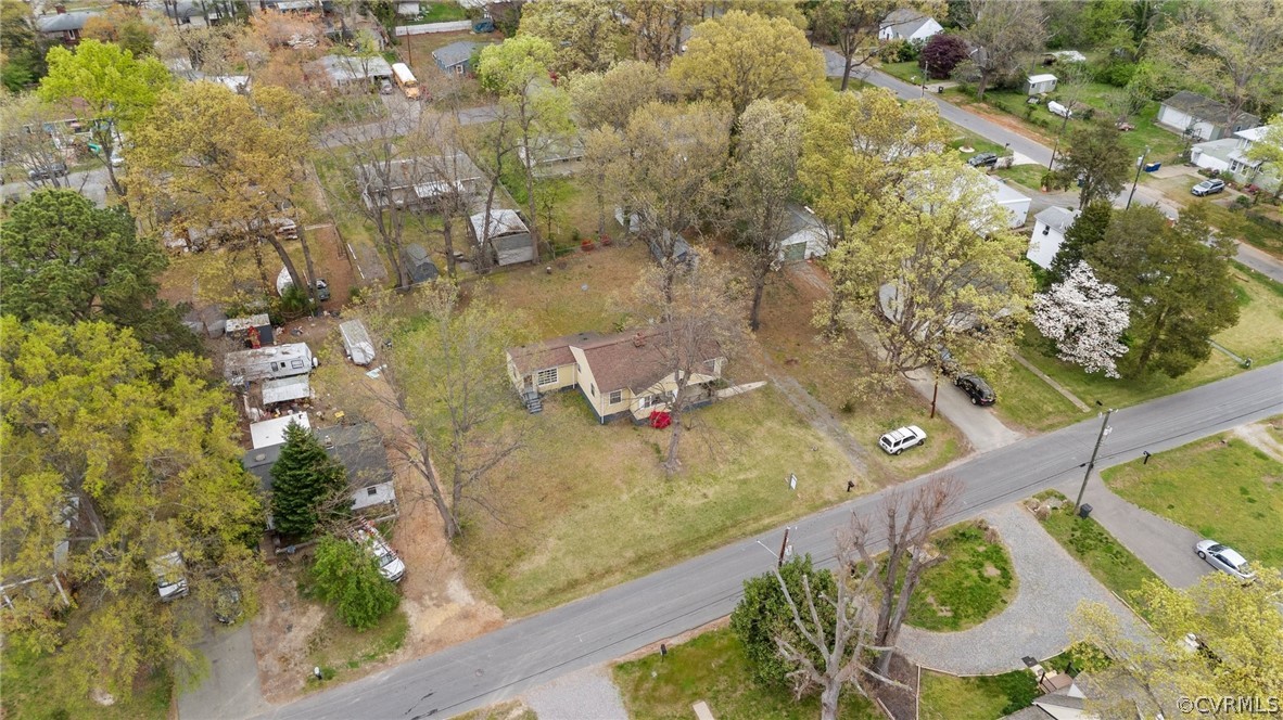 2916 Sherbourne Road North Chesterfield, VA 23237 - Photo 41 of 43 an aerial view of a house with a yard