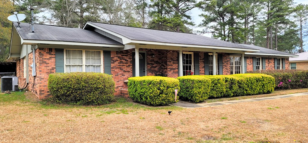 126 Bruner Road Dothan, AL 36301 - Photo 3 of 47