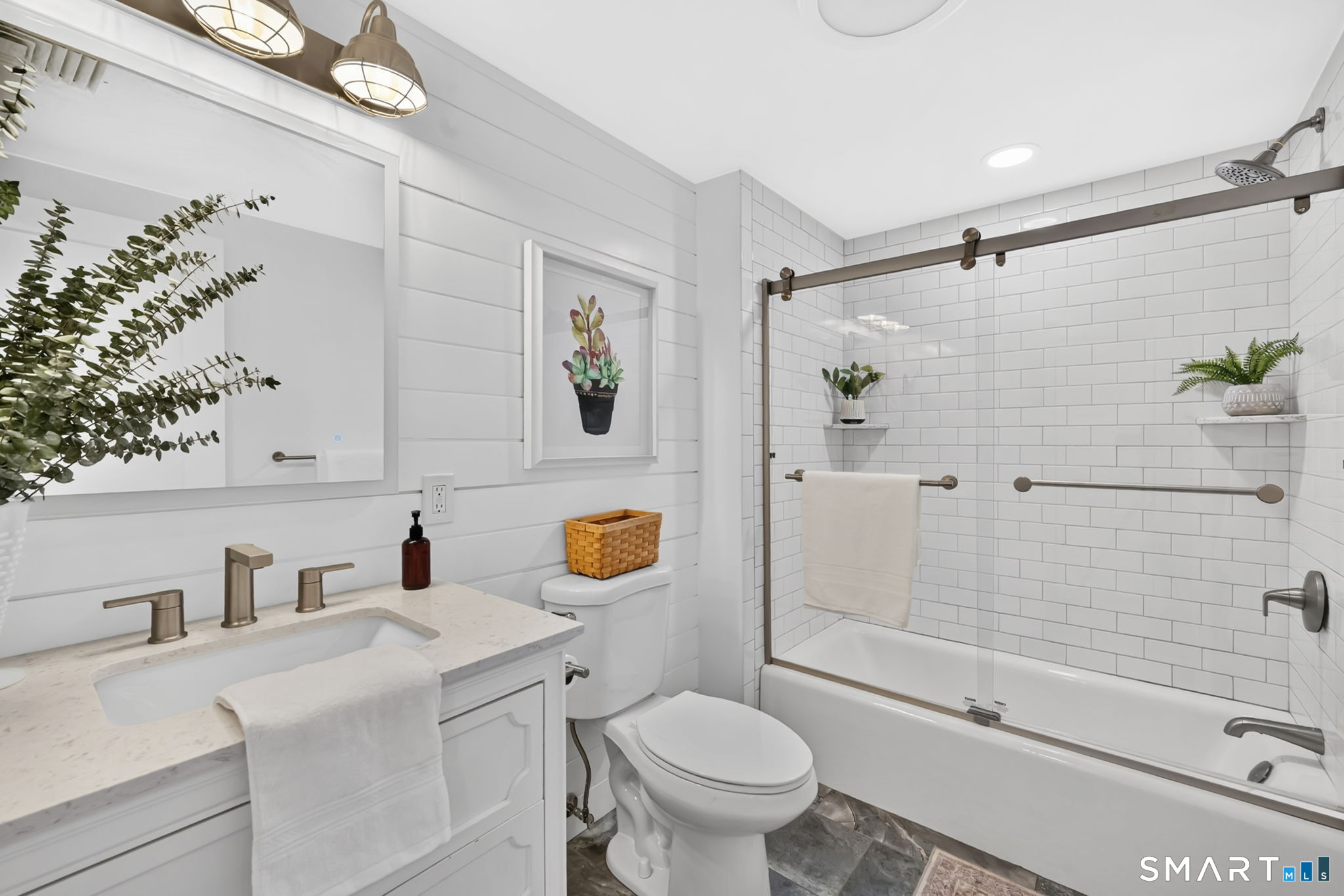30 Avondale Road West Hartford, CT 06117 - Photo 24 of 40