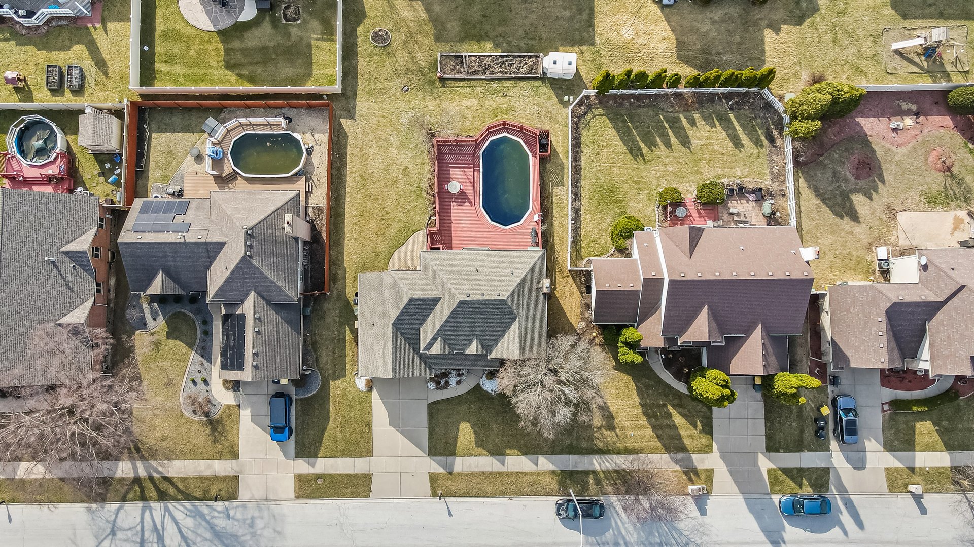 18036 Crystal Lane Lansing, IL 60438 - Photo 45 of 46 swimming pool with outdoor seating